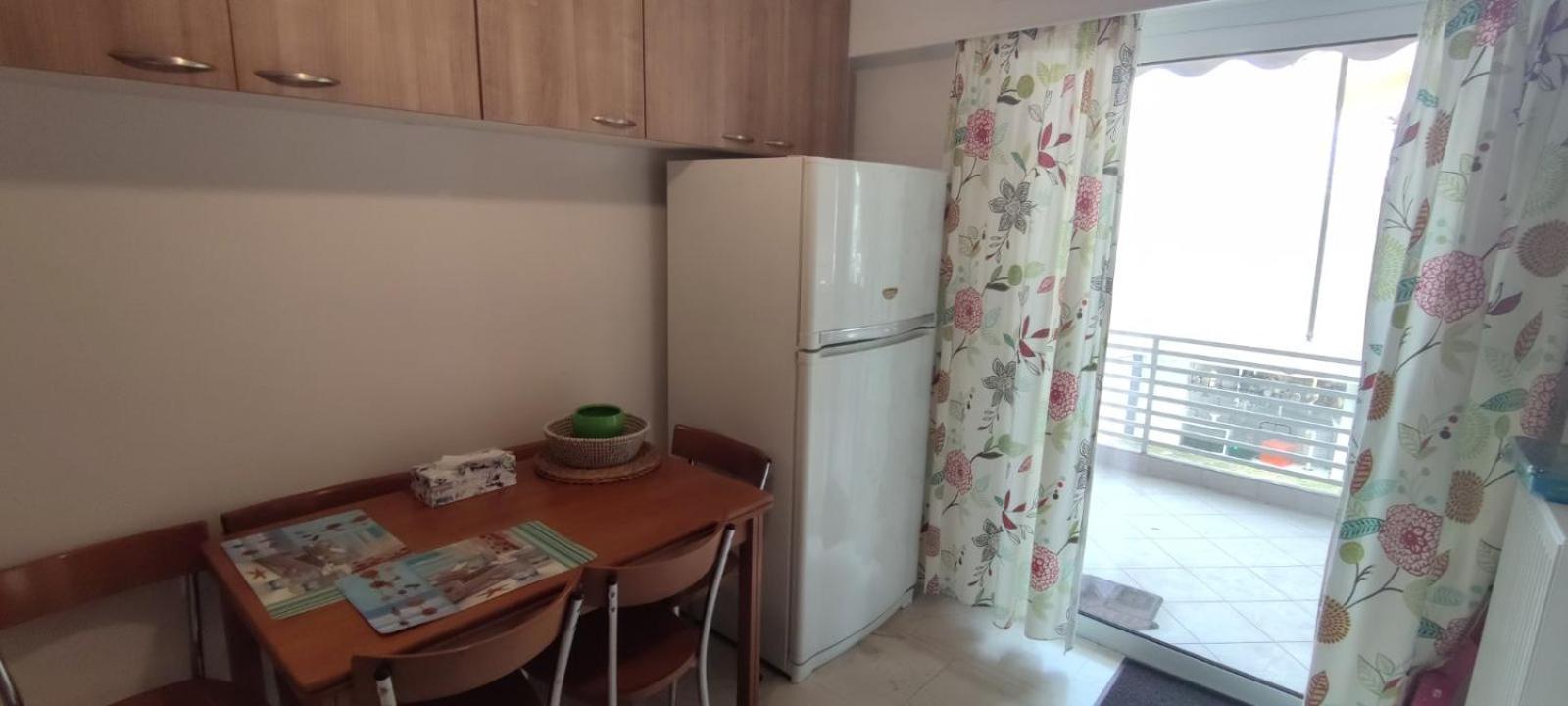 Spacious Flat Ideal For Families Atena Exterior foto